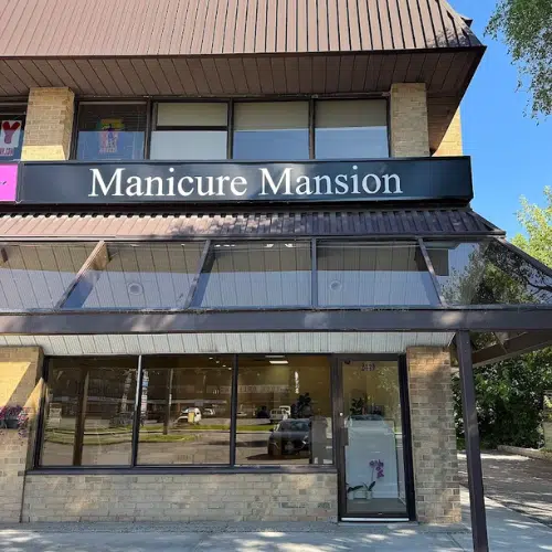 Manicure Mansion